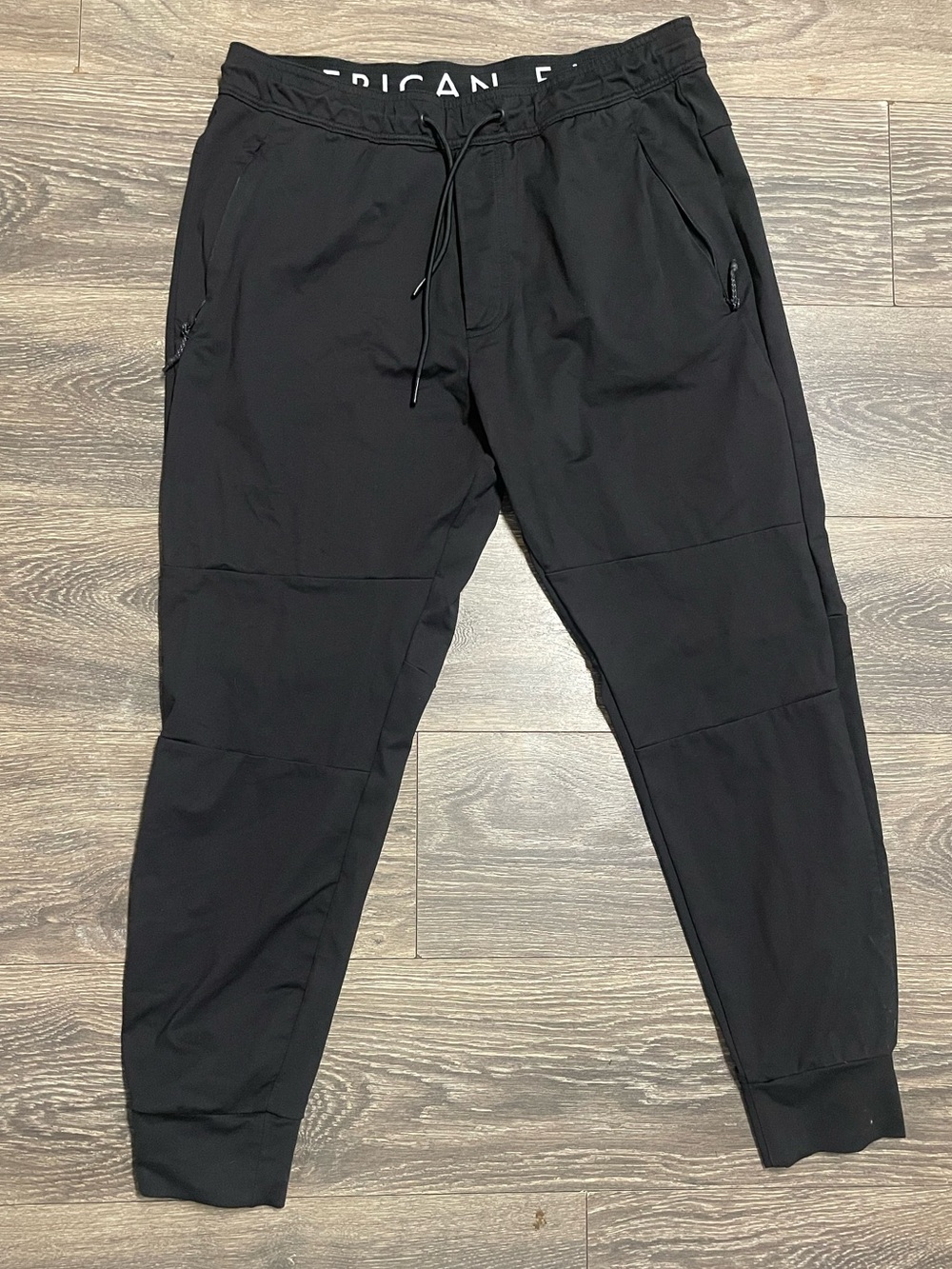 American Eagle  Men’s Black Jogger stretch Pants medium comfy everyday